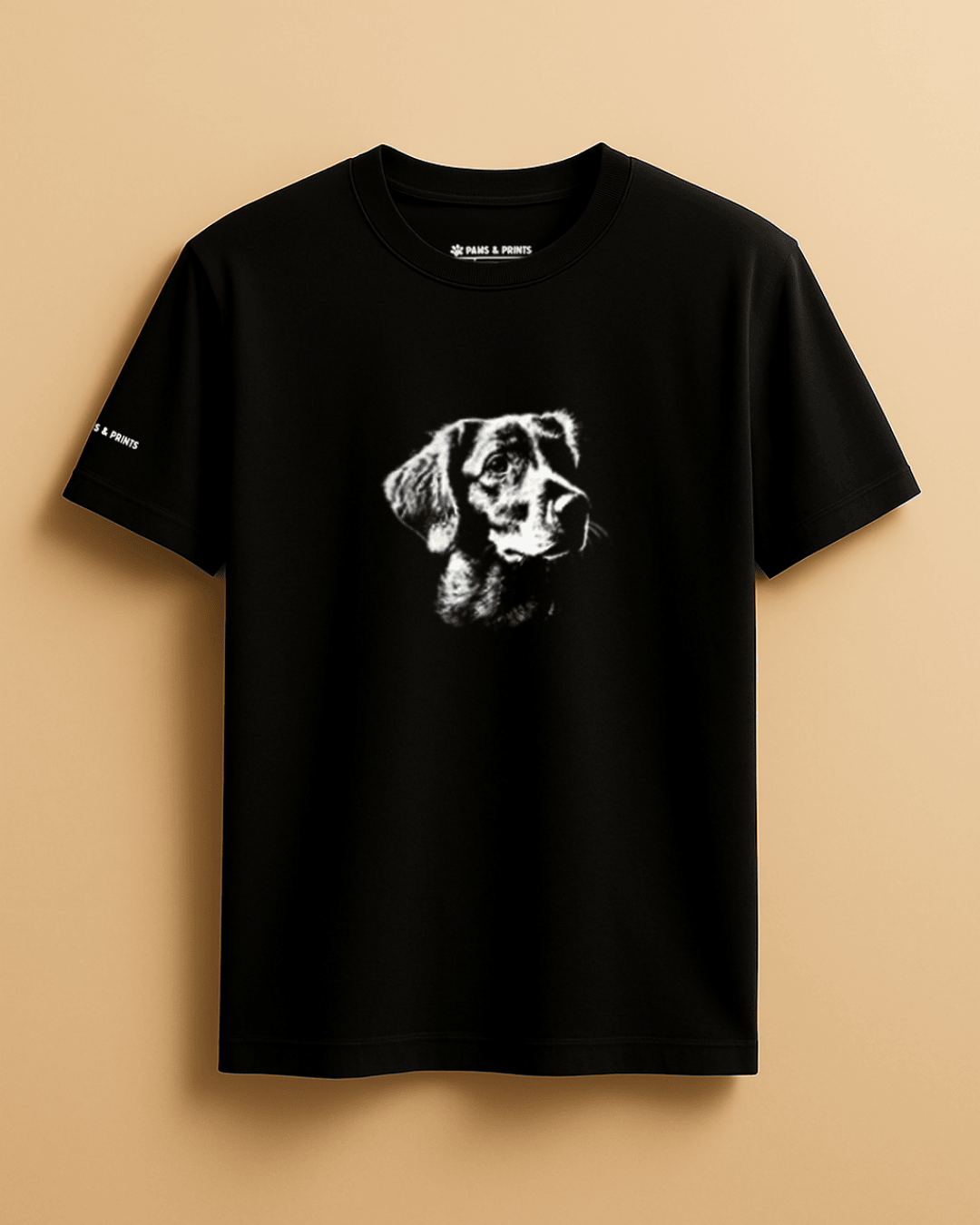 Camiseta hombre corte slim fit color negro con estampado “mirada de perro labrador” de Paws & Prints